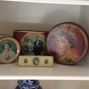 Commemorative Tins